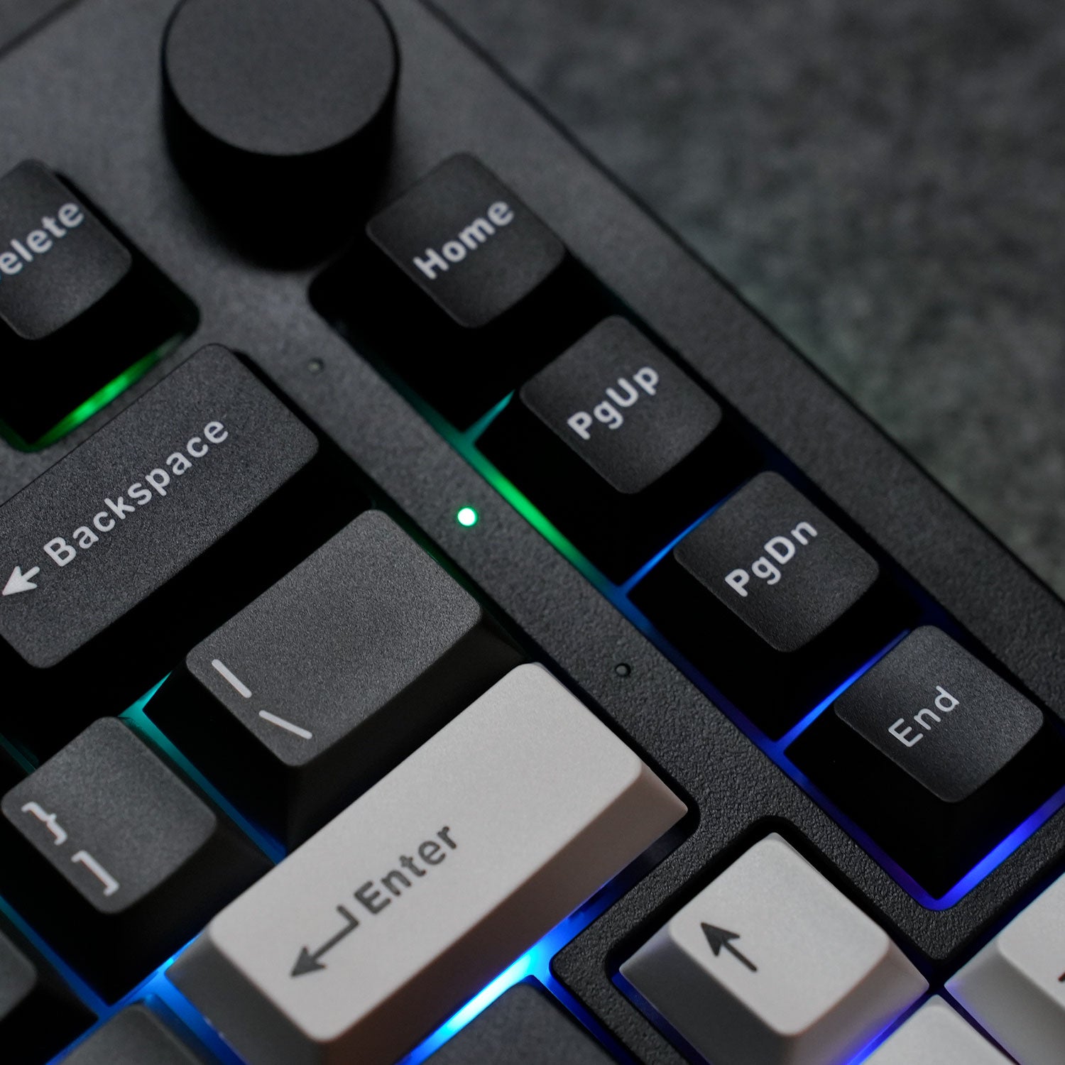 Akko 5075 V3 Black Silver Mechanical Keyboard Right RGB Details