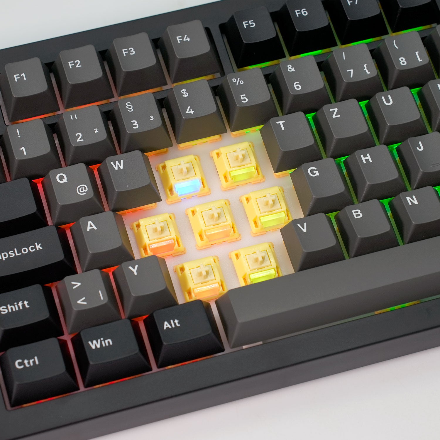 Akko Black & Silver 5075 V5 ISO Mechanical Keyboard Switch Details