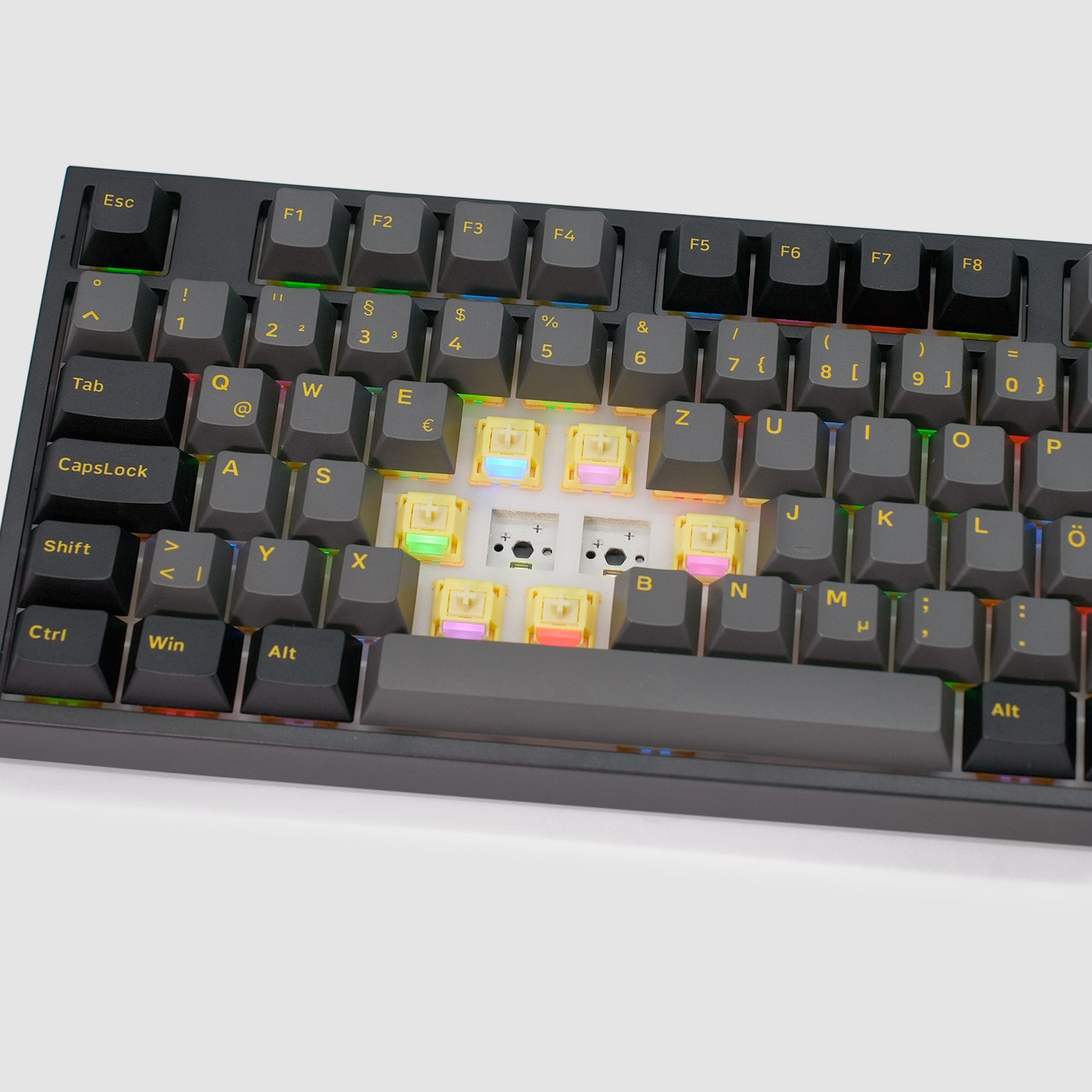 Akko Black & Gold 5108 V5 ISO DE Mechanical Keyboard Hot Swappable