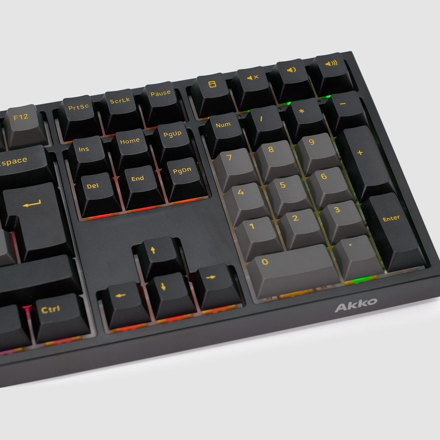 Akko Black & Gold 5108 V5 ISO DE Mechanical Keyboard Right Details