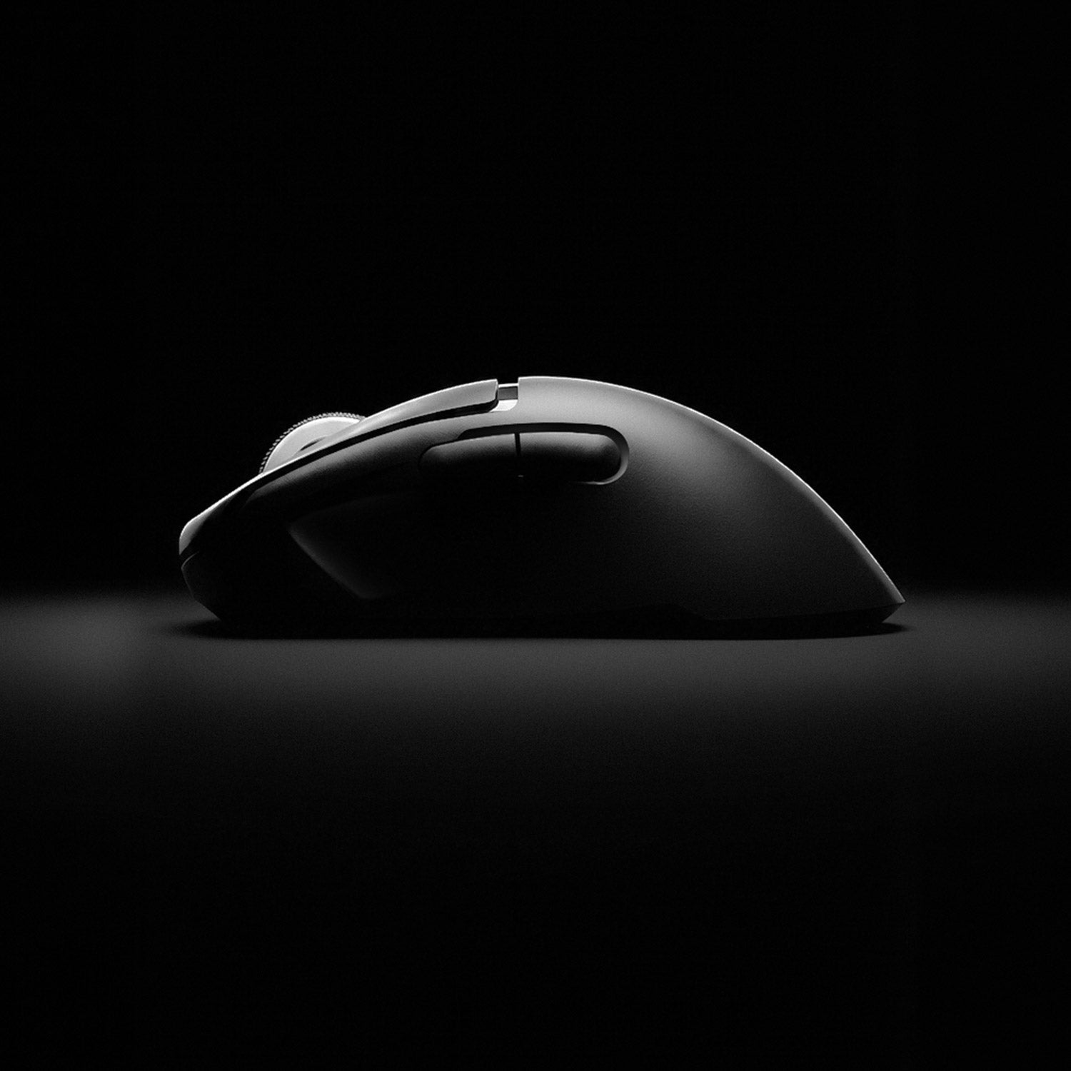 Akko Framer Gaming Mouse Asymmetrical Ergonomic Design