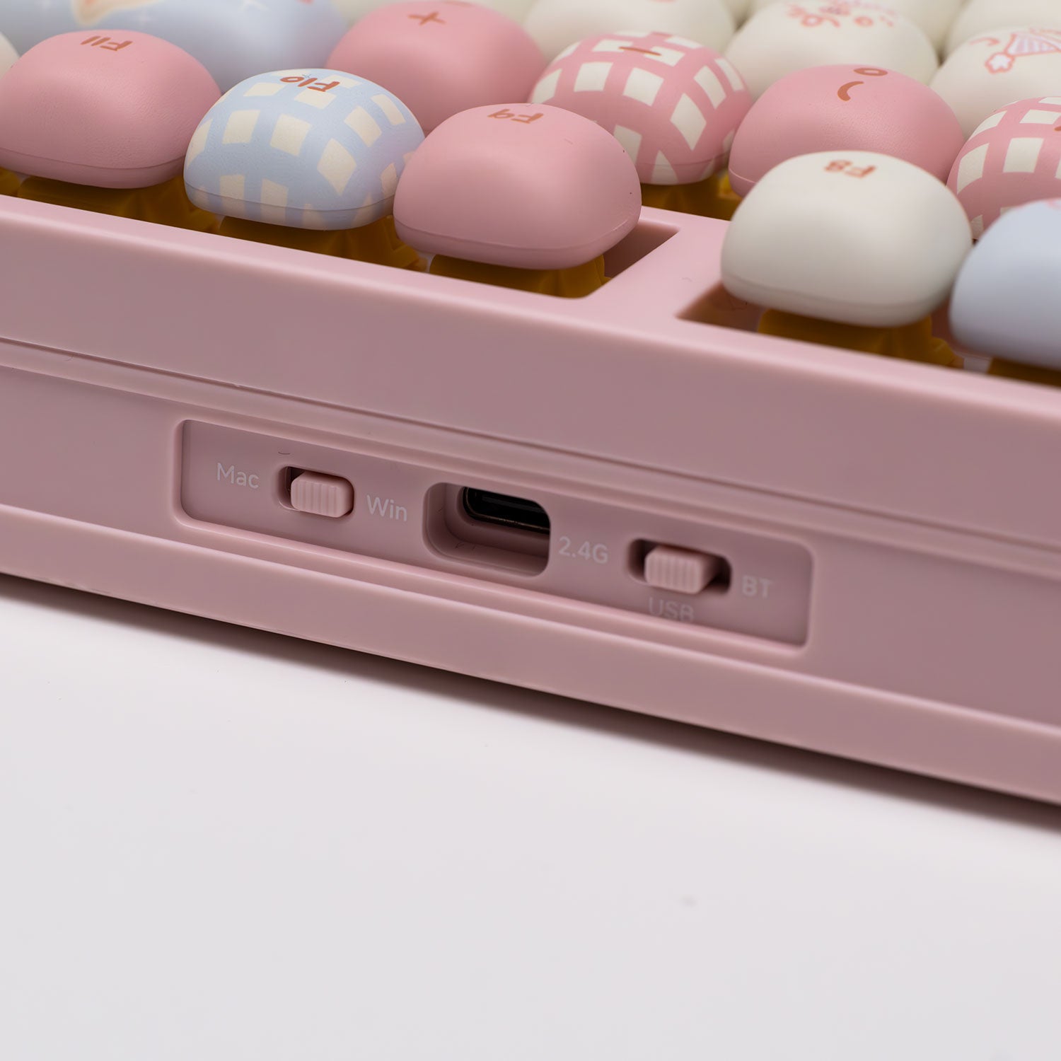 Akko Piggy Party 5108 V5 Mechanical Keyboard USB Details