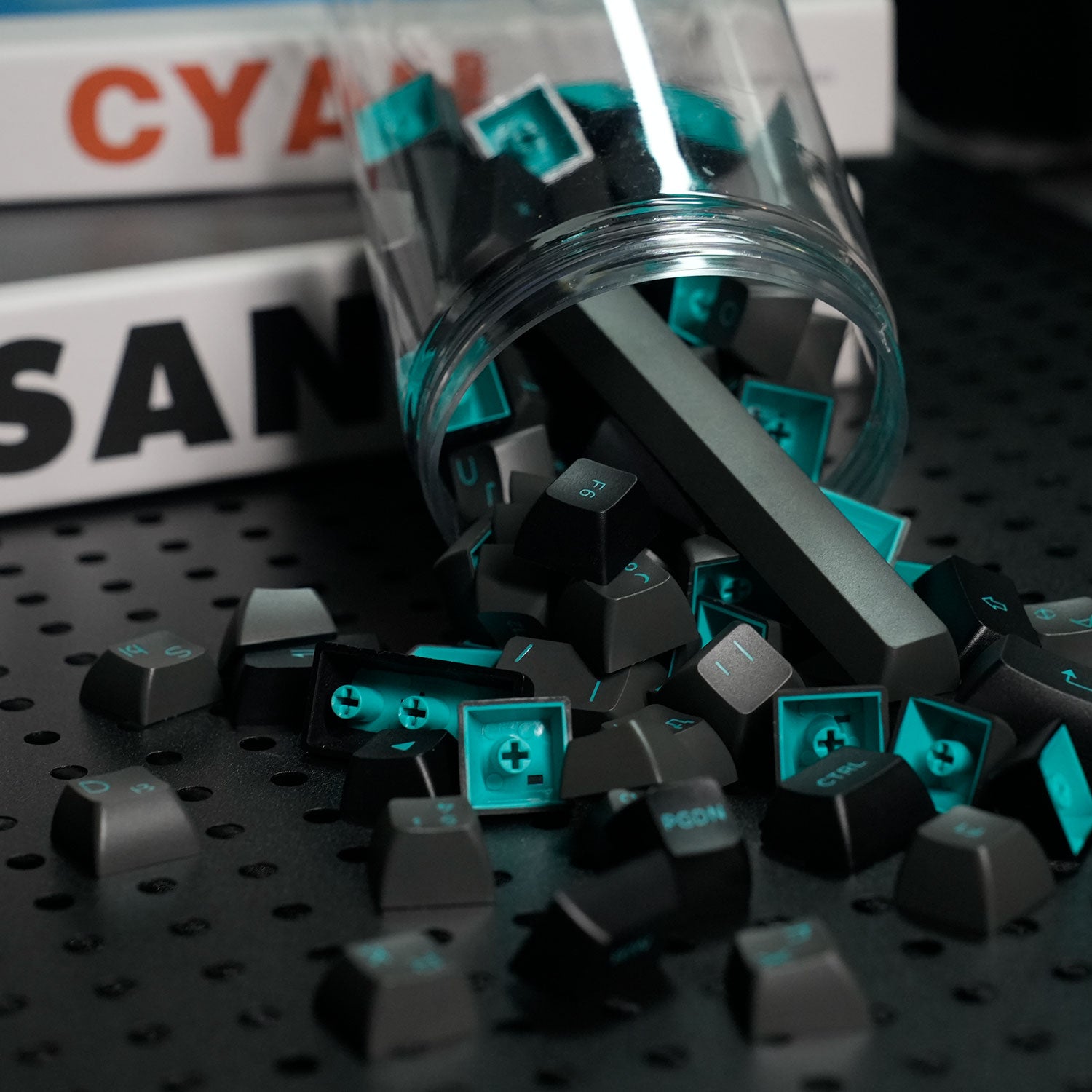 Akko Black Cyan Cyrillic Keycap Set (98-key) Details