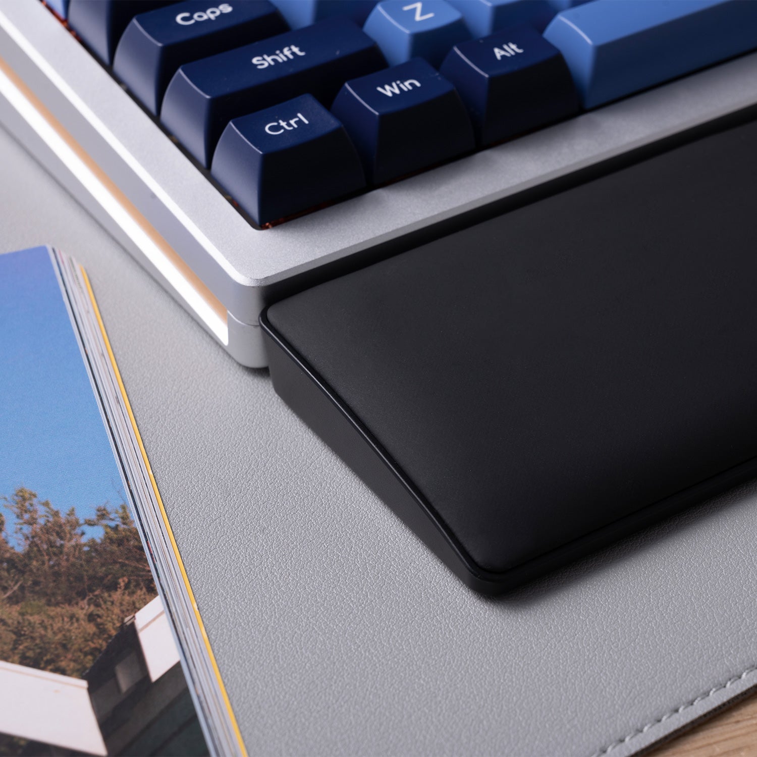 MonsGeek Wrist Rest Details