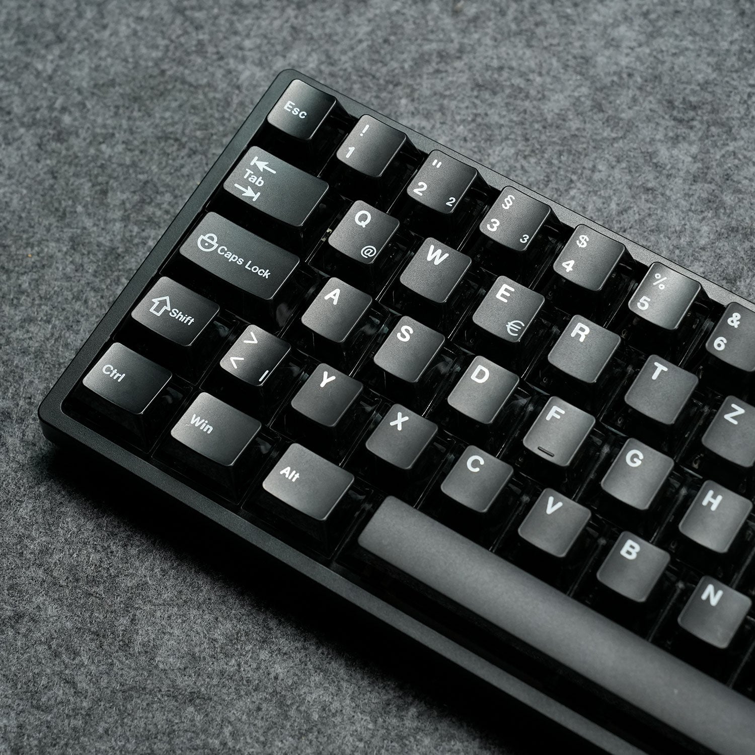 Monsgeek FUN68 ISO HE Keyboard with RGB Left Details