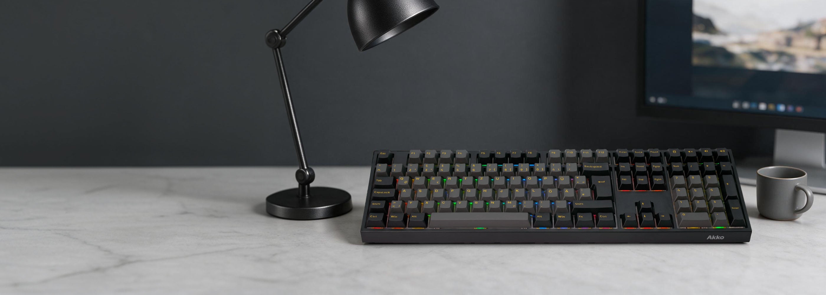 Akko Black & Gold 5108 V5 ISO DE Mechanical Keyboard