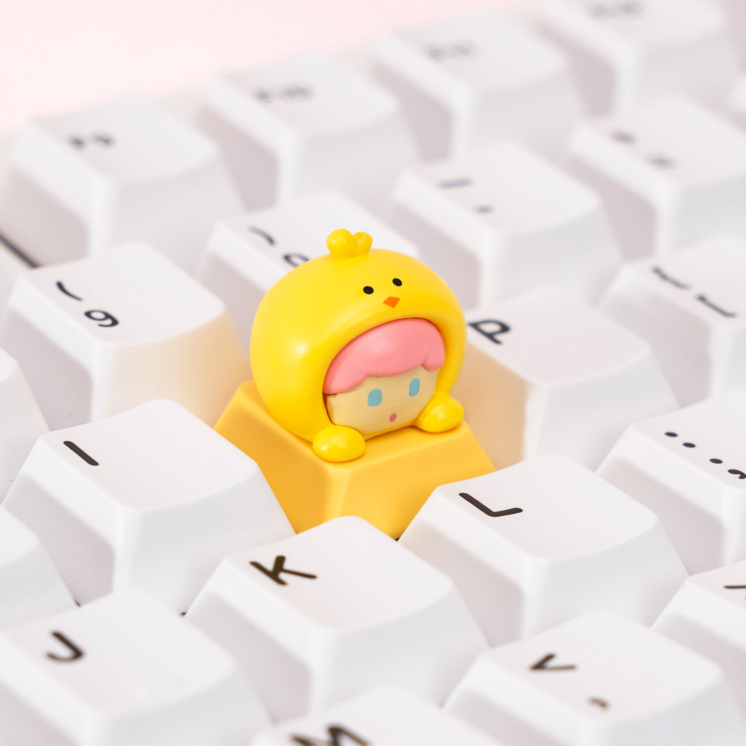 Animal Artisan Keycap × Switch Tester Dumb Chick on the Keyboard