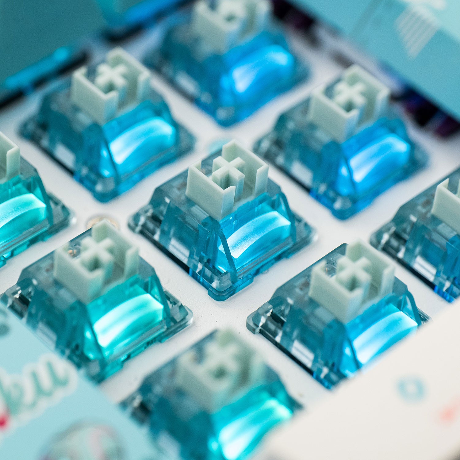 Akko Creamy Cyan Switch (Clicky, 45pcs)