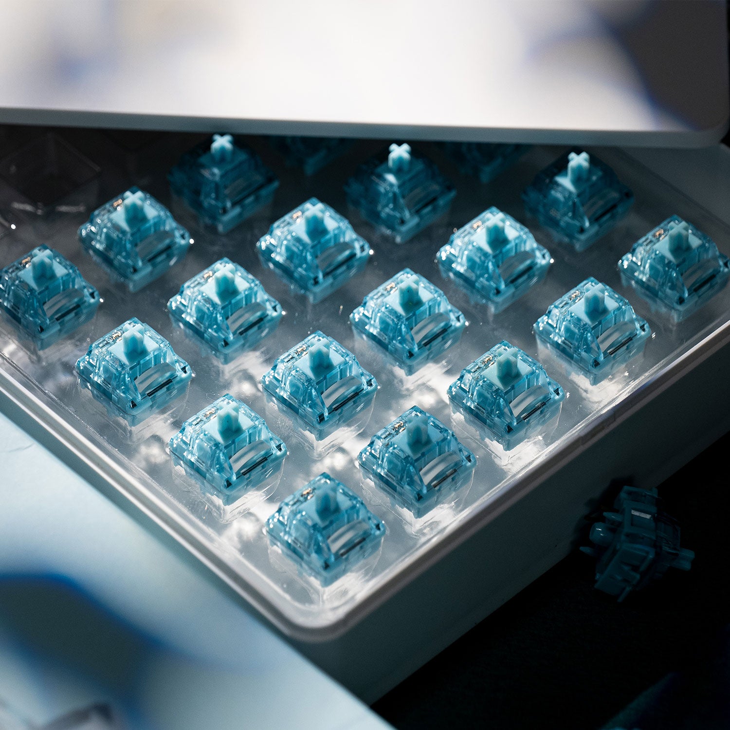 Akko V5 Creamy Blue Pro Switch with New Packaging