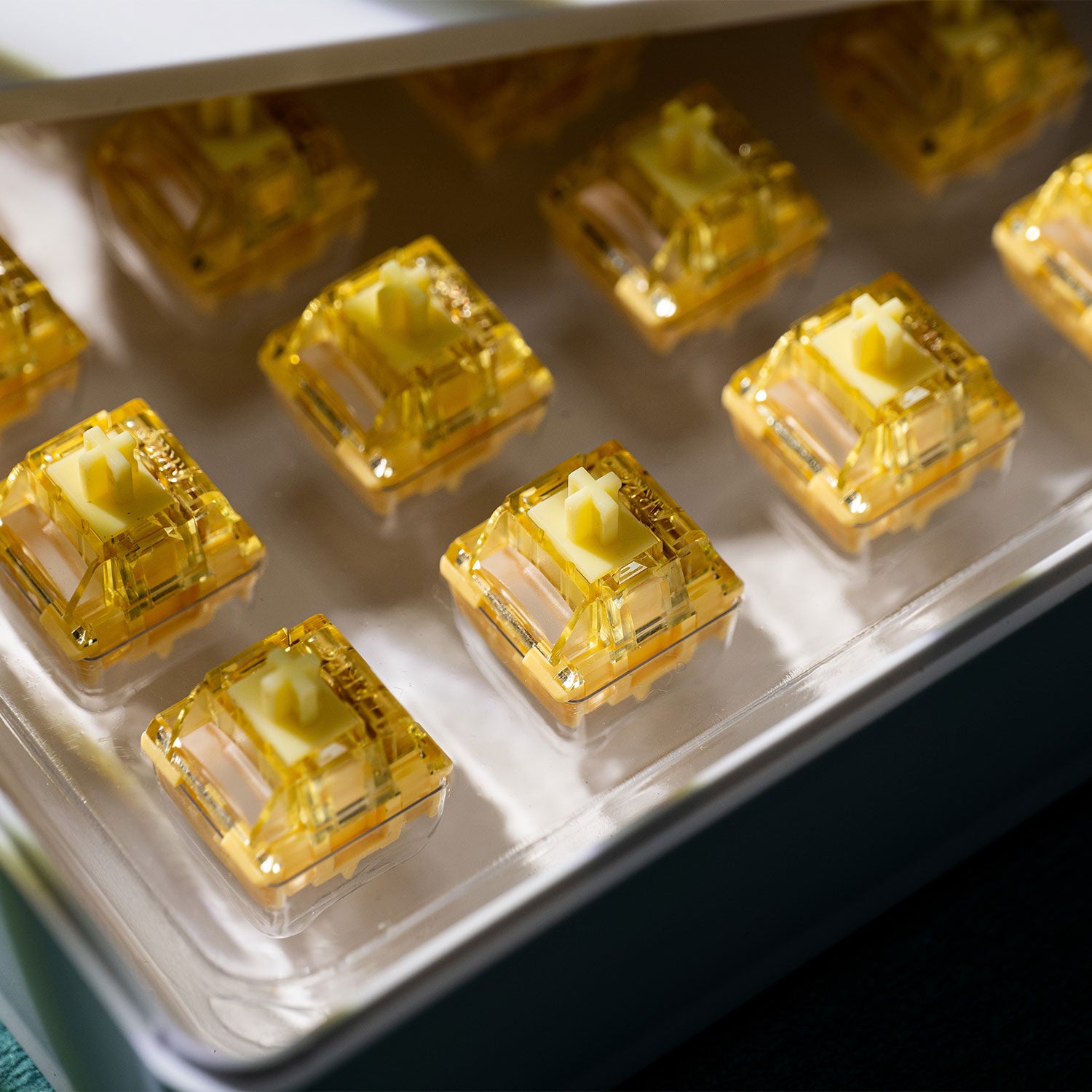 Akko V5 Creamy Yellow Pro Switch Details
