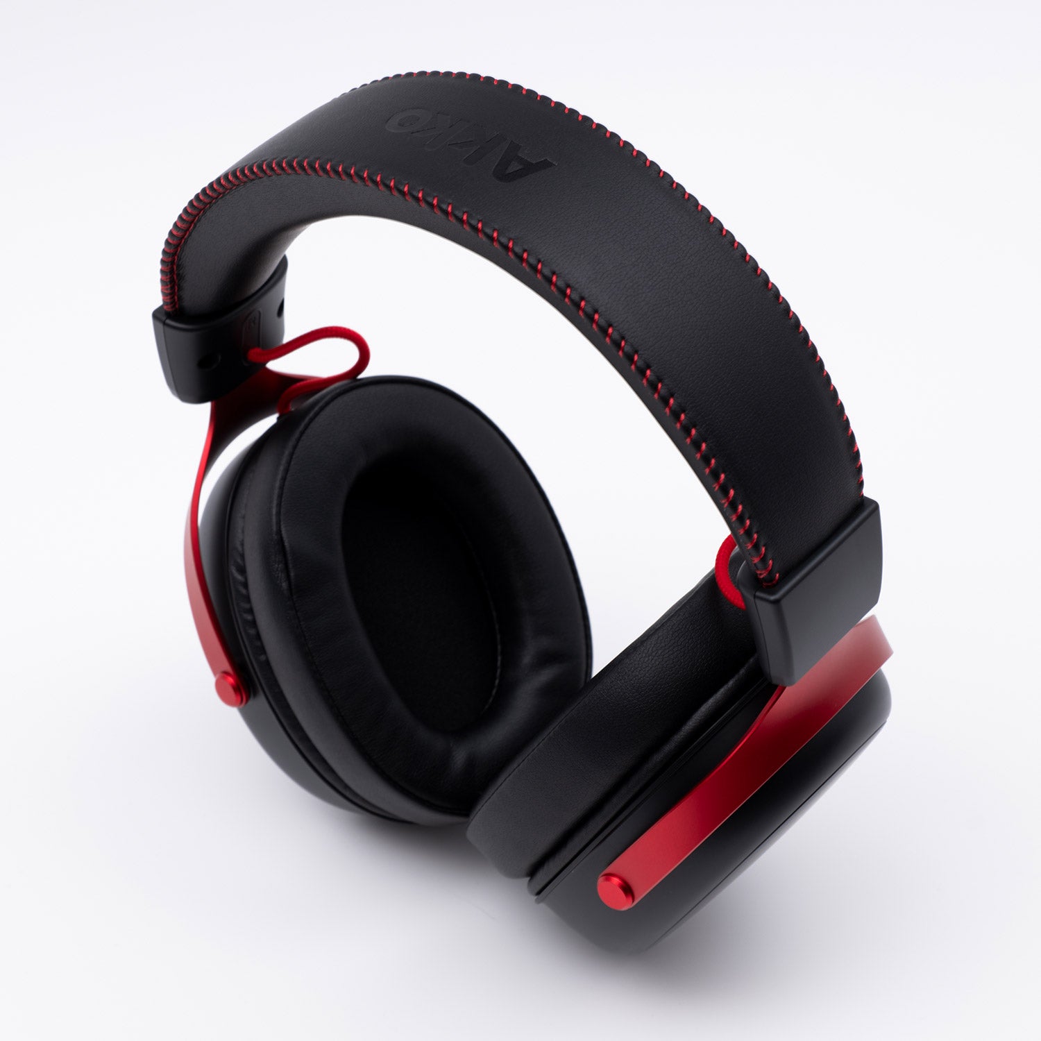 Akko Verge S9 Ultra Gaming Headset Black Red Side Details