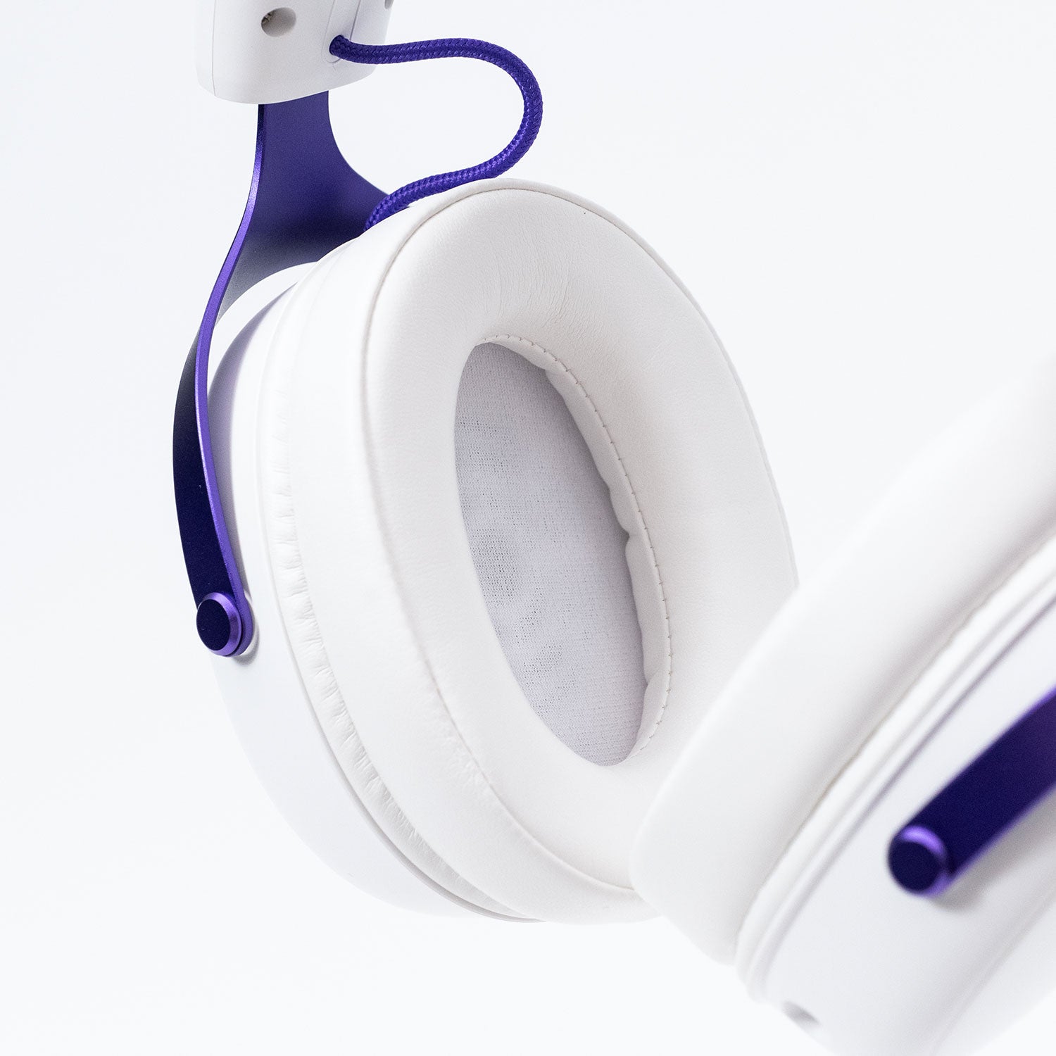 Akko Verge S9 Ultra Gaming Headset White Details
