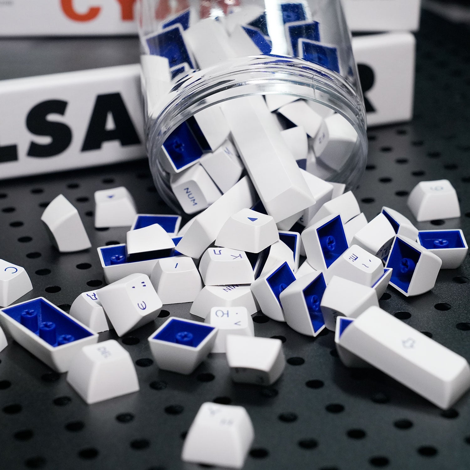 Akko Blue on White Cyrillic Keycap Set (97-key) Details