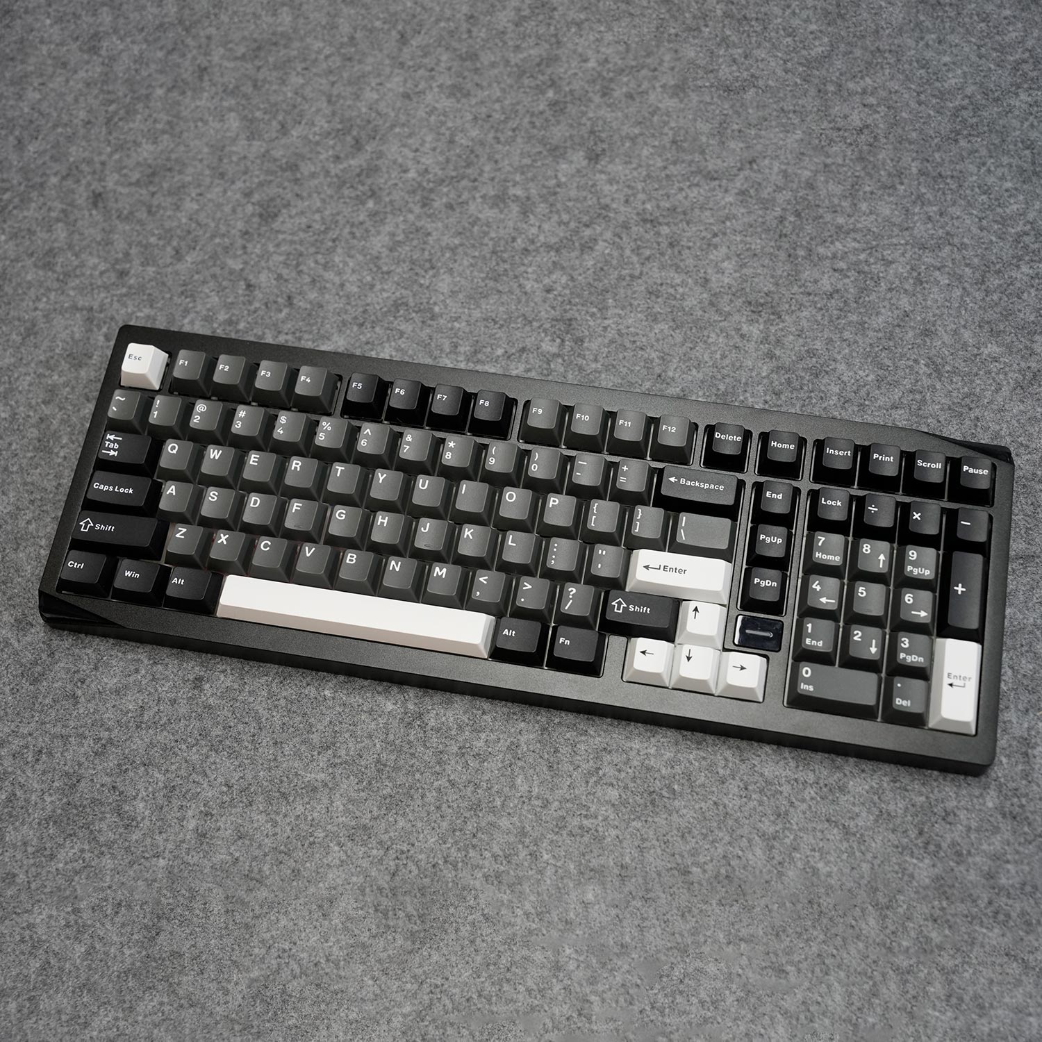 Akko Gem 02 VIA Custom Mechanical Keyboard Black Silver Details