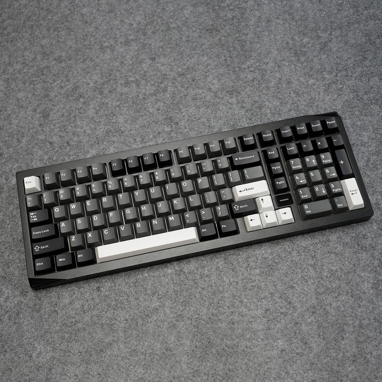 Akko Gem 02 VIA Custom Mechanical Keyboard Black Silver Right Side Details